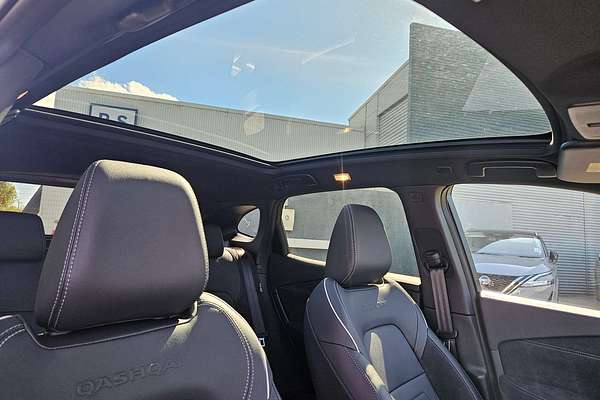 2025 Nissan QASHQAI N-DESIGN e-POWER J12