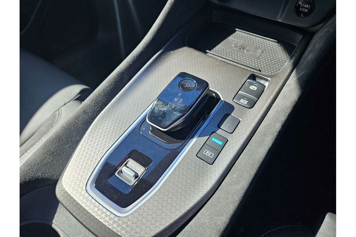 2025 Nissan QASHQAI N-DESIGN e-POWER J12