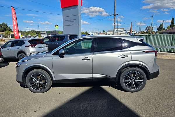 2024 Nissan QASHQAI ST-L J12
