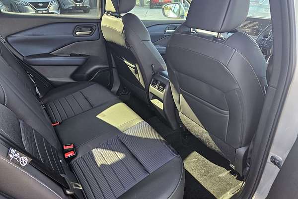 2024 Nissan QASHQAI ST-L J12