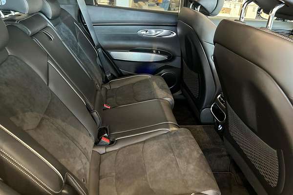 2024 Genesis GV70 2.5T AWD JK.V2