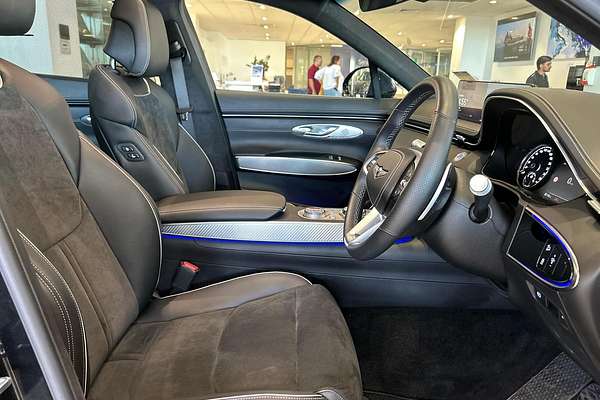 2024 Genesis GV70 2.5T AWD JK.V2