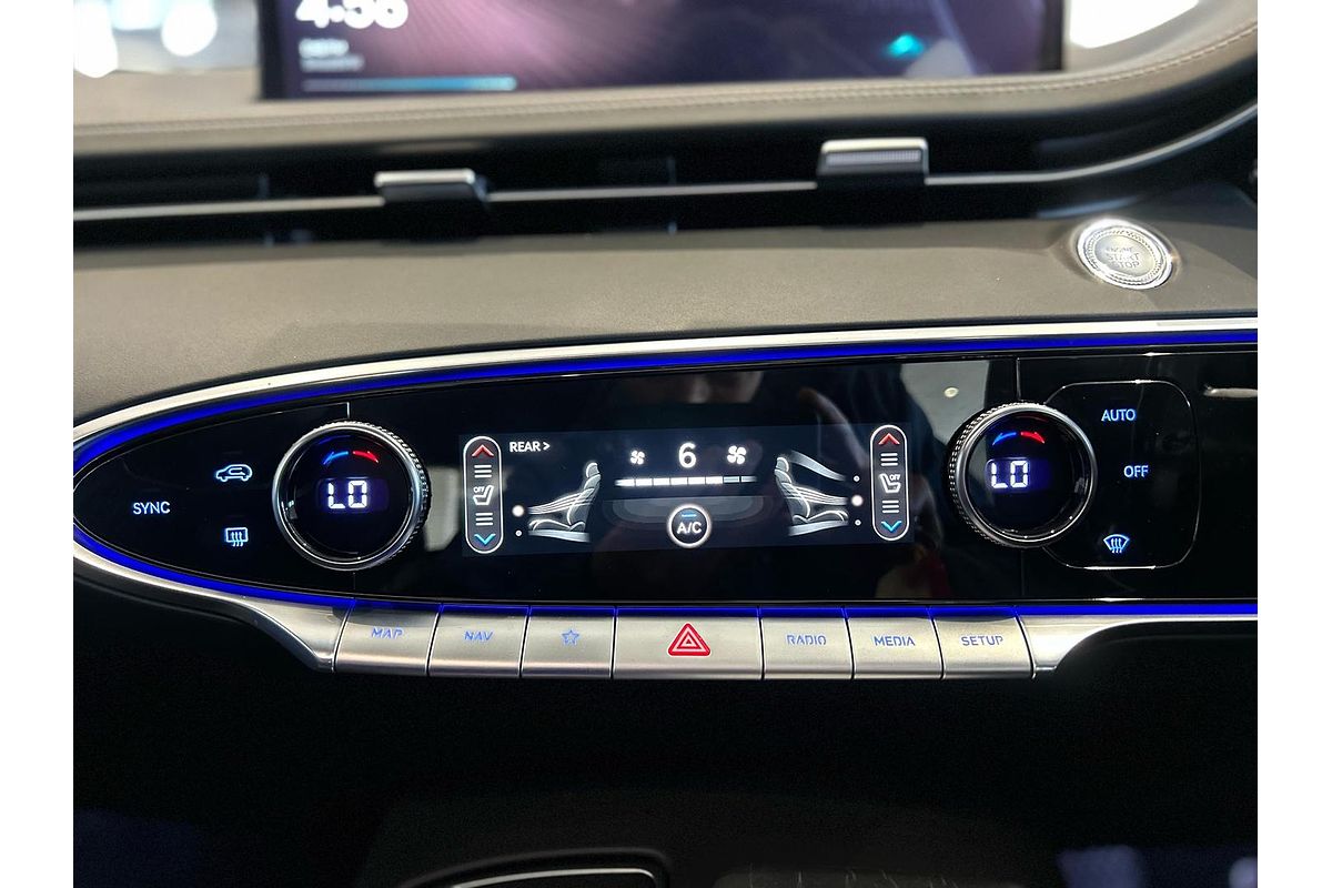 2024 Genesis GV70 2.5T AWD JK.V2