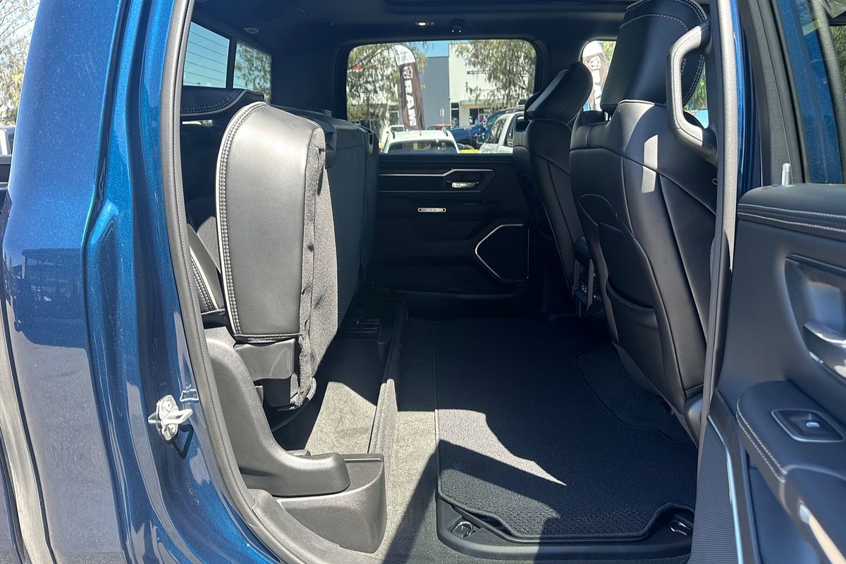 2024 RAM 1500 Laramie DT 4X4 SWB