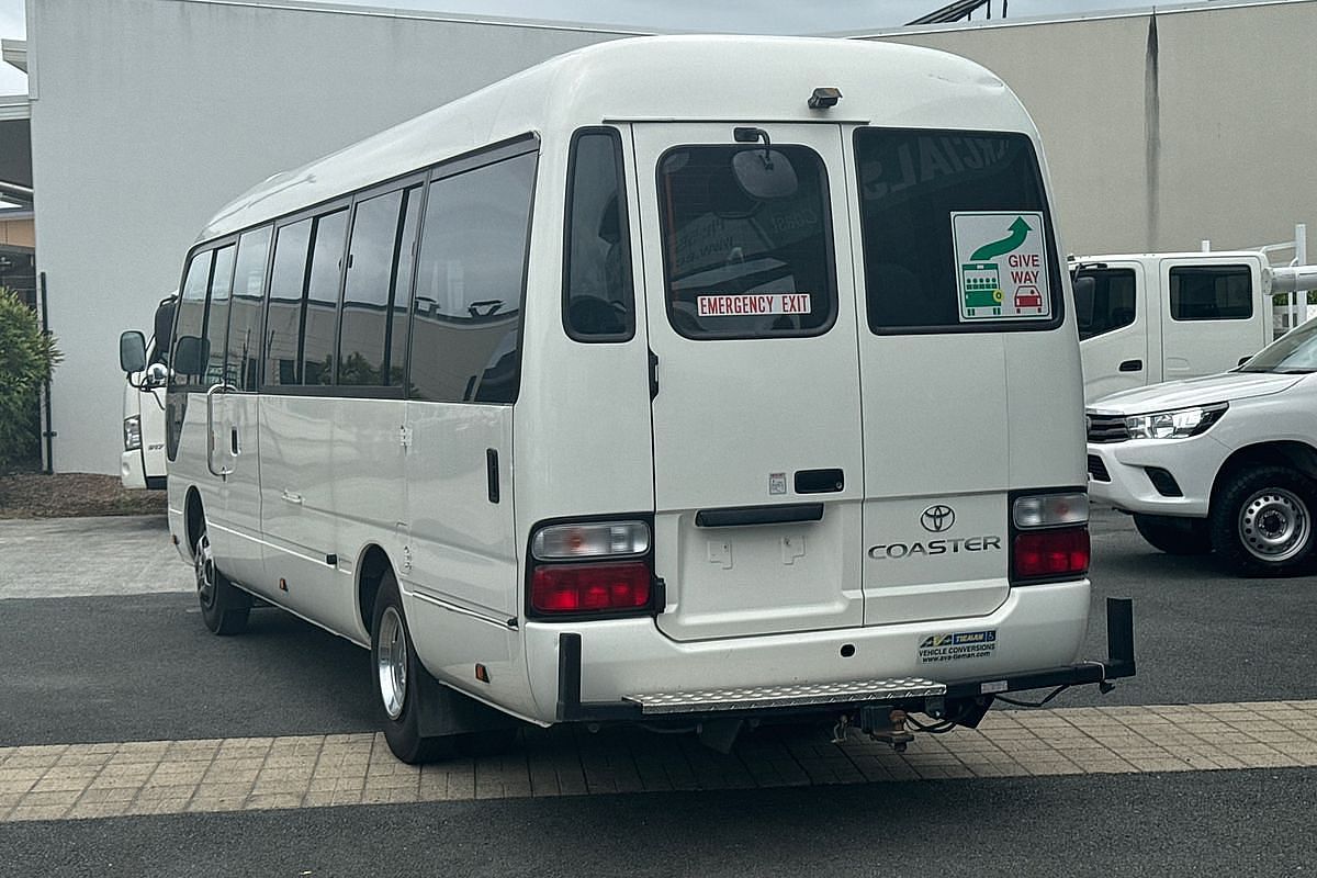 2013 Toyota Coaster Deluxe XZB50R