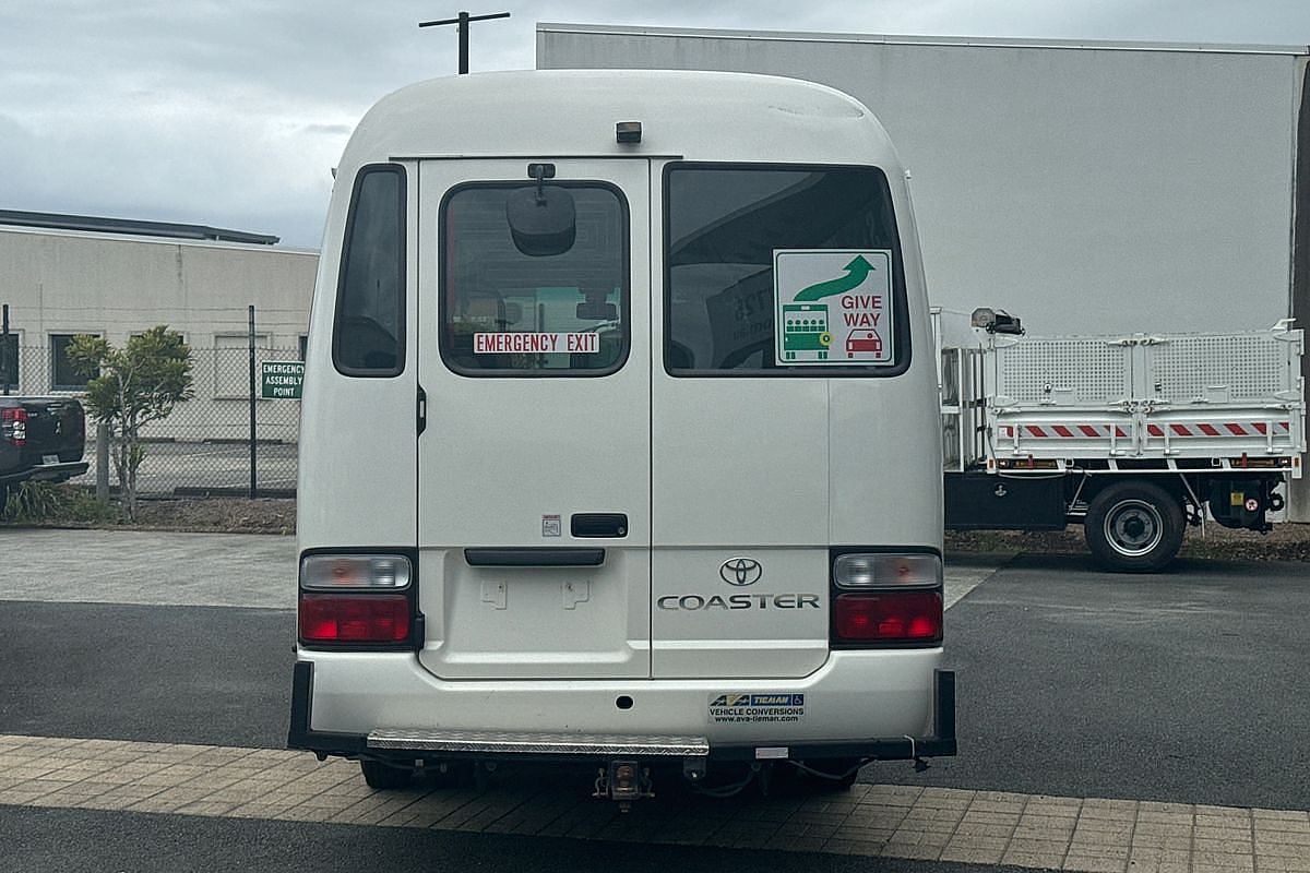 2013 Toyota Coaster Deluxe XZB50R