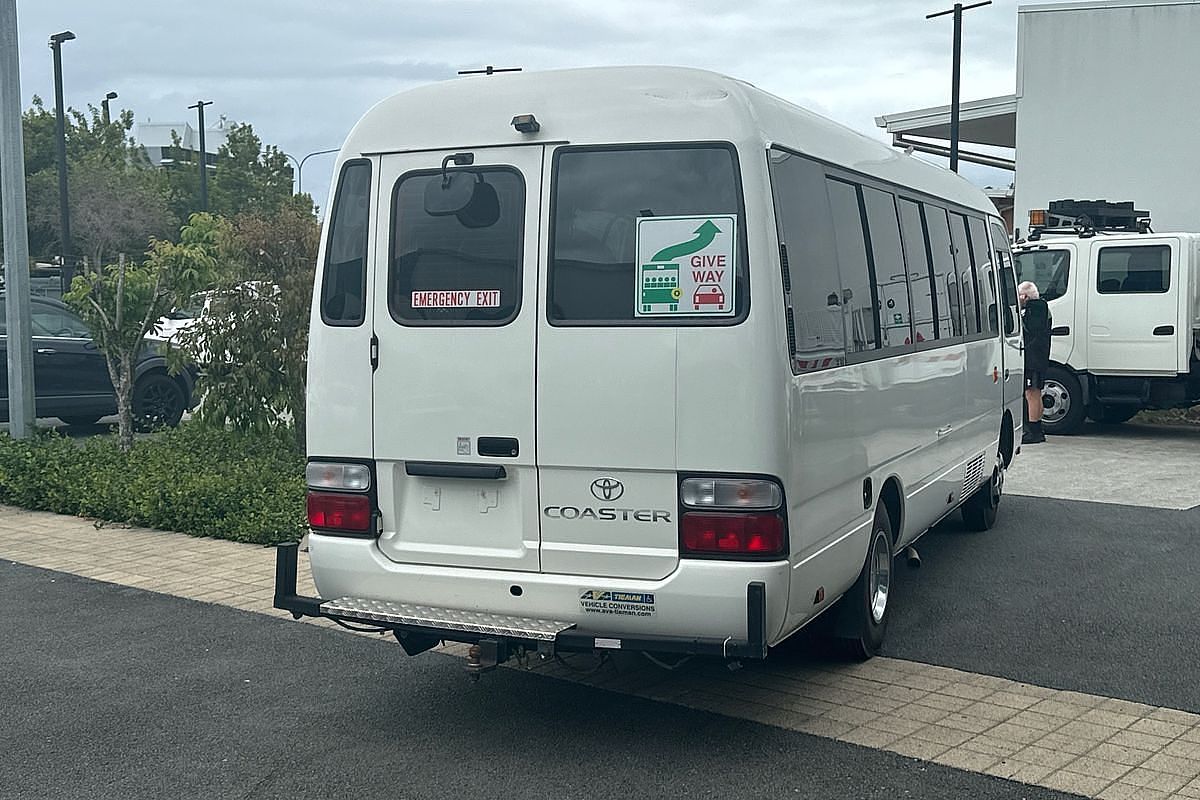 2013 Toyota Coaster Deluxe XZB50R
