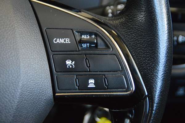 2017 Mitsubishi Outlander LS ZK