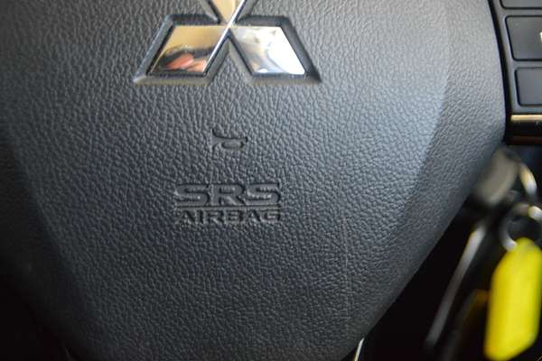 2017 Mitsubishi Outlander LS ZK