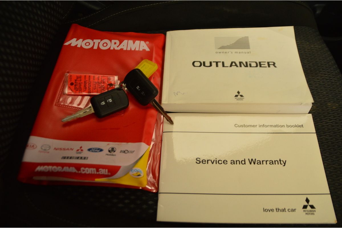 2017 Mitsubishi Outlander LS ZK
