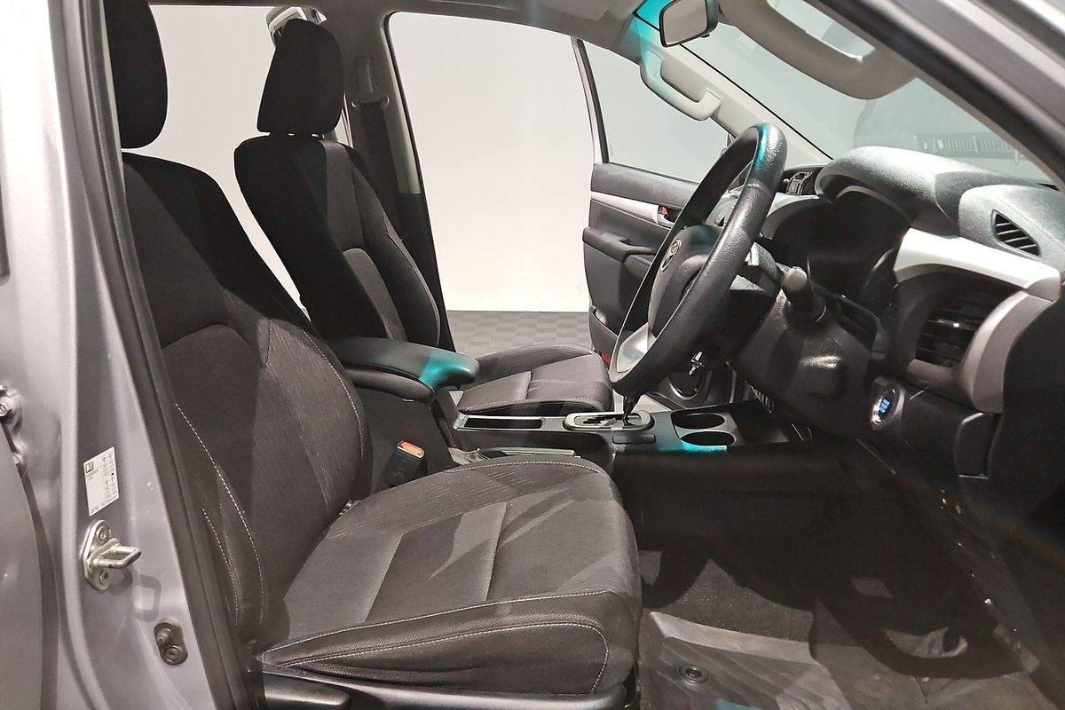 2021 Toyota Hilux SR5 GUN126R 4X4