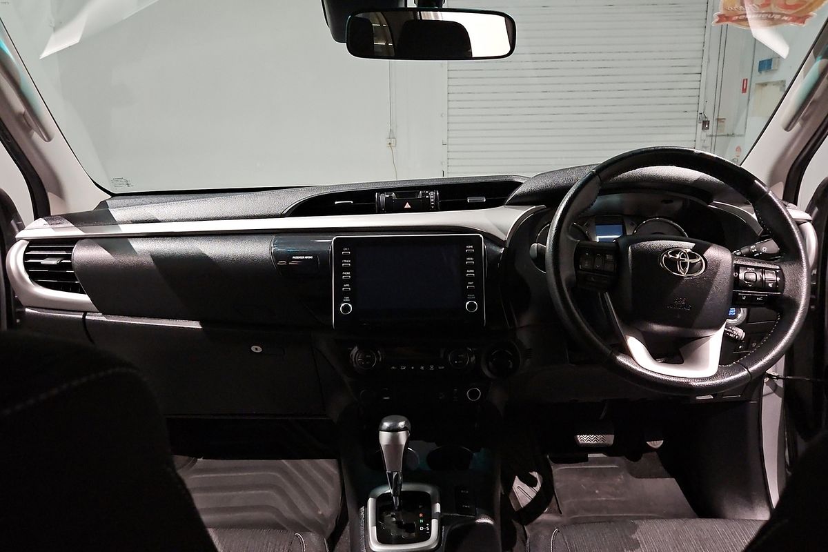 2021 Toyota Hilux SR5 GUN126R 4X4