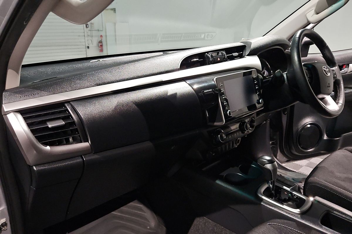 2021 Toyota Hilux SR5 GUN126R 4X4