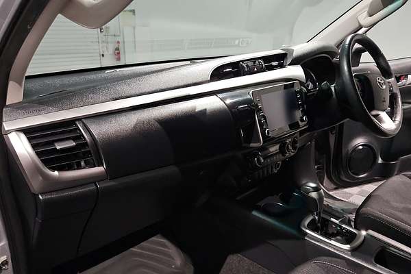 2021 Toyota Hilux SR5 GUN126R 4X4