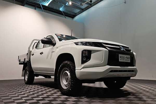 2021 Mitsubishi Triton GLX MR 4X4