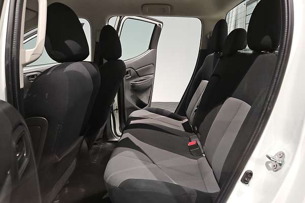 2021 Mitsubishi Triton GLX MR 4X4