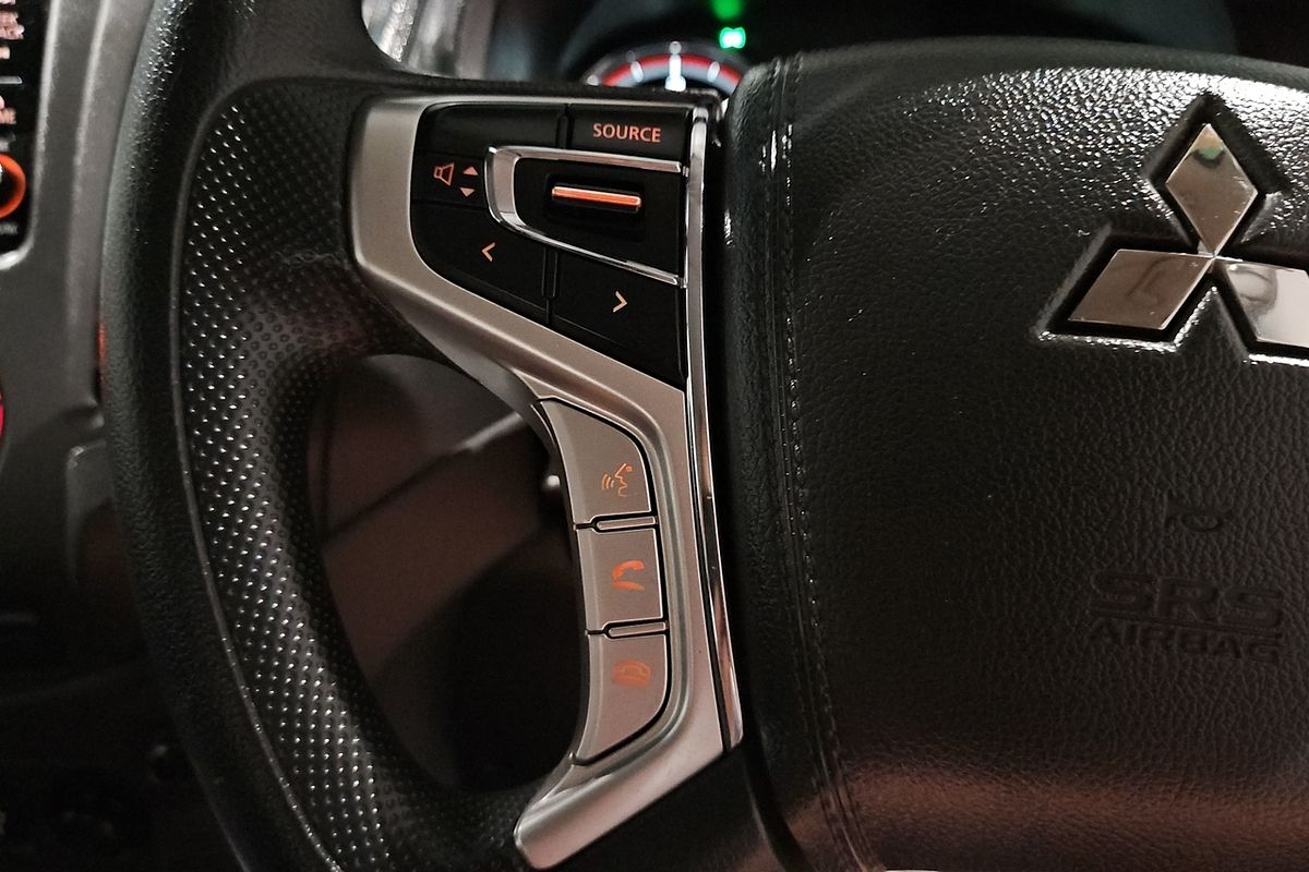 2021 Mitsubishi Triton GLX MR 4X4