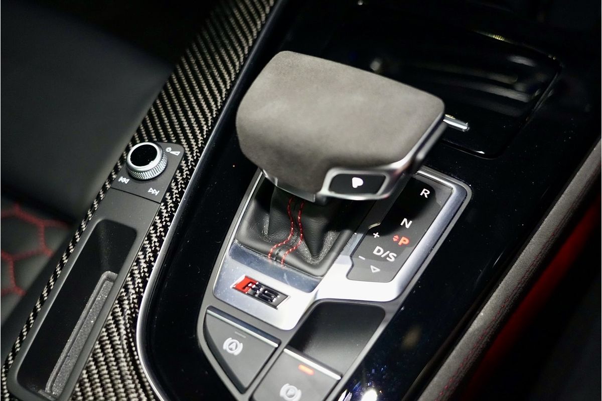 2022 Audi RS4 B9