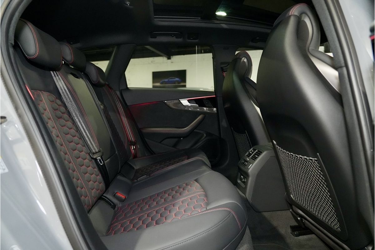 2022 Audi RS4 B9