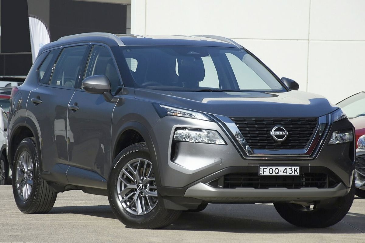 2024 Nissan X-TRAIL ST T33