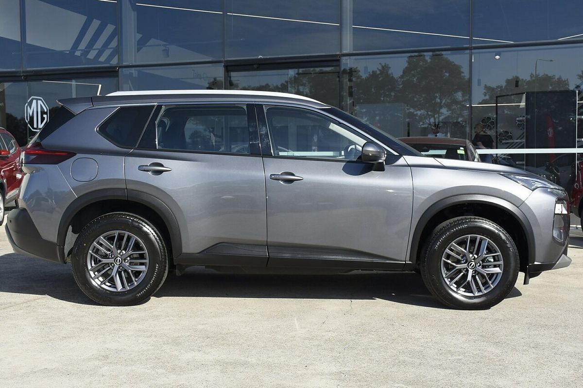 2024 Nissan X-TRAIL ST T33