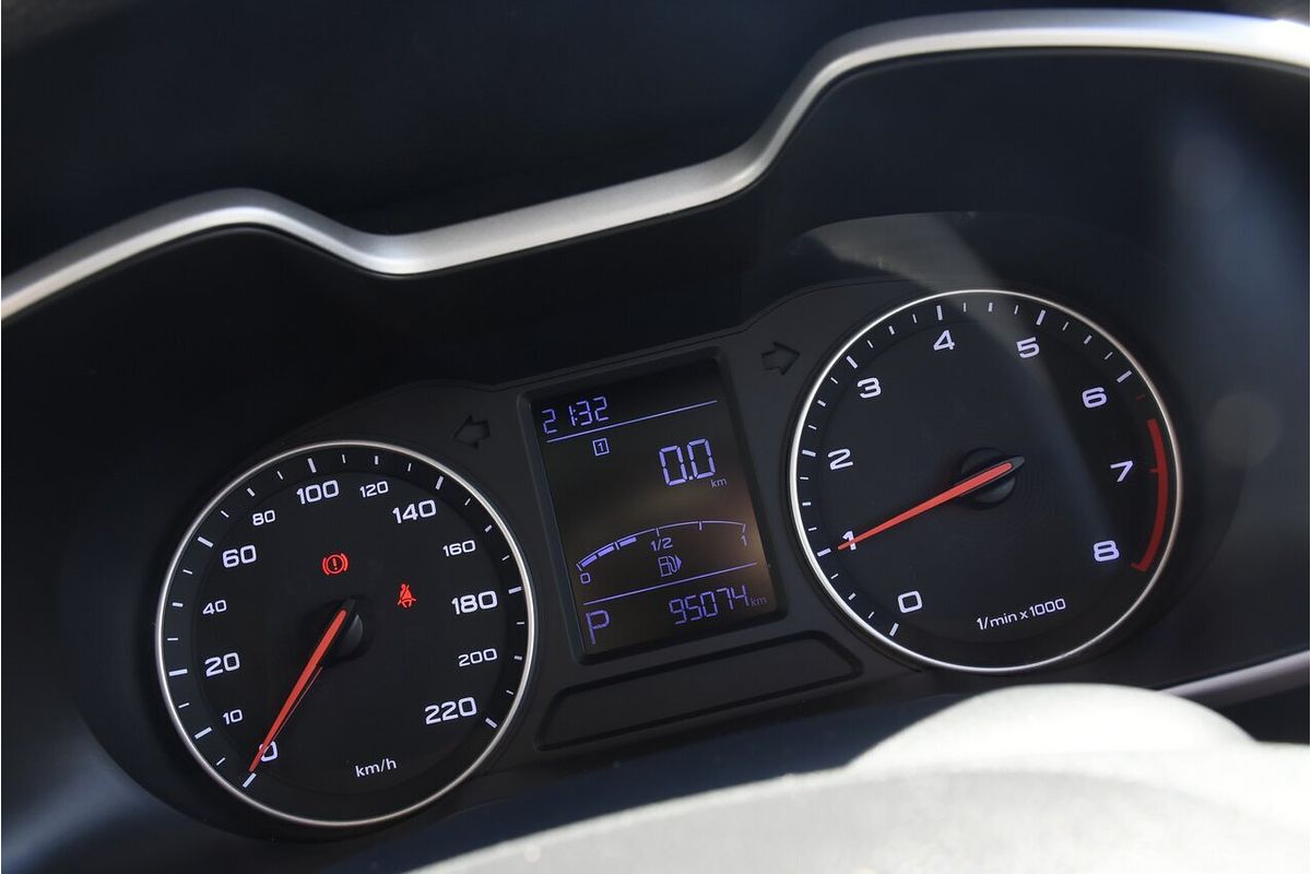 2019 MG ZS Essence AZS1