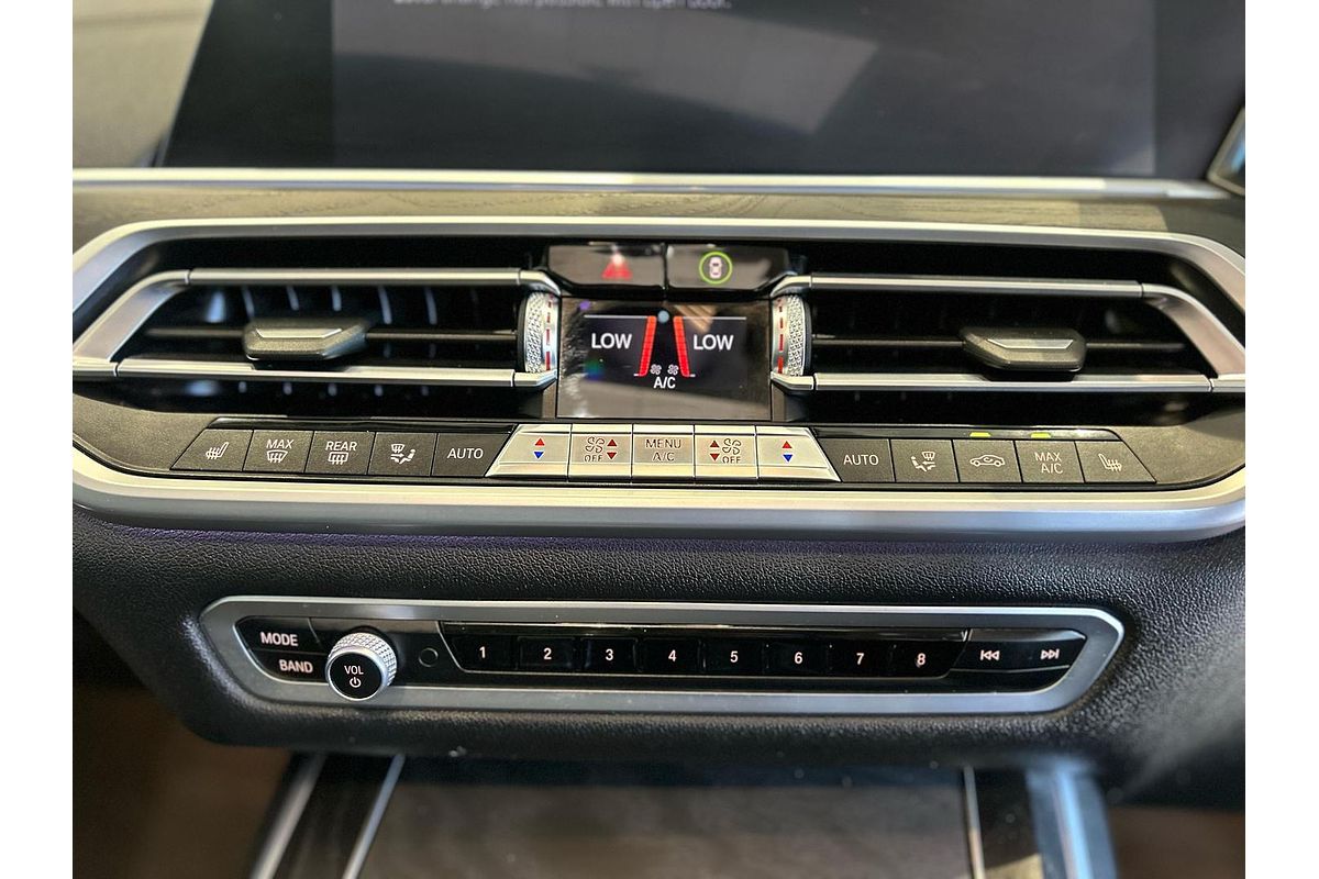 2019 BMW X7 xDrive30d G07