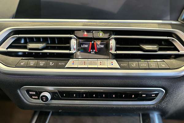 2019 BMW X7 xDrive30d G07