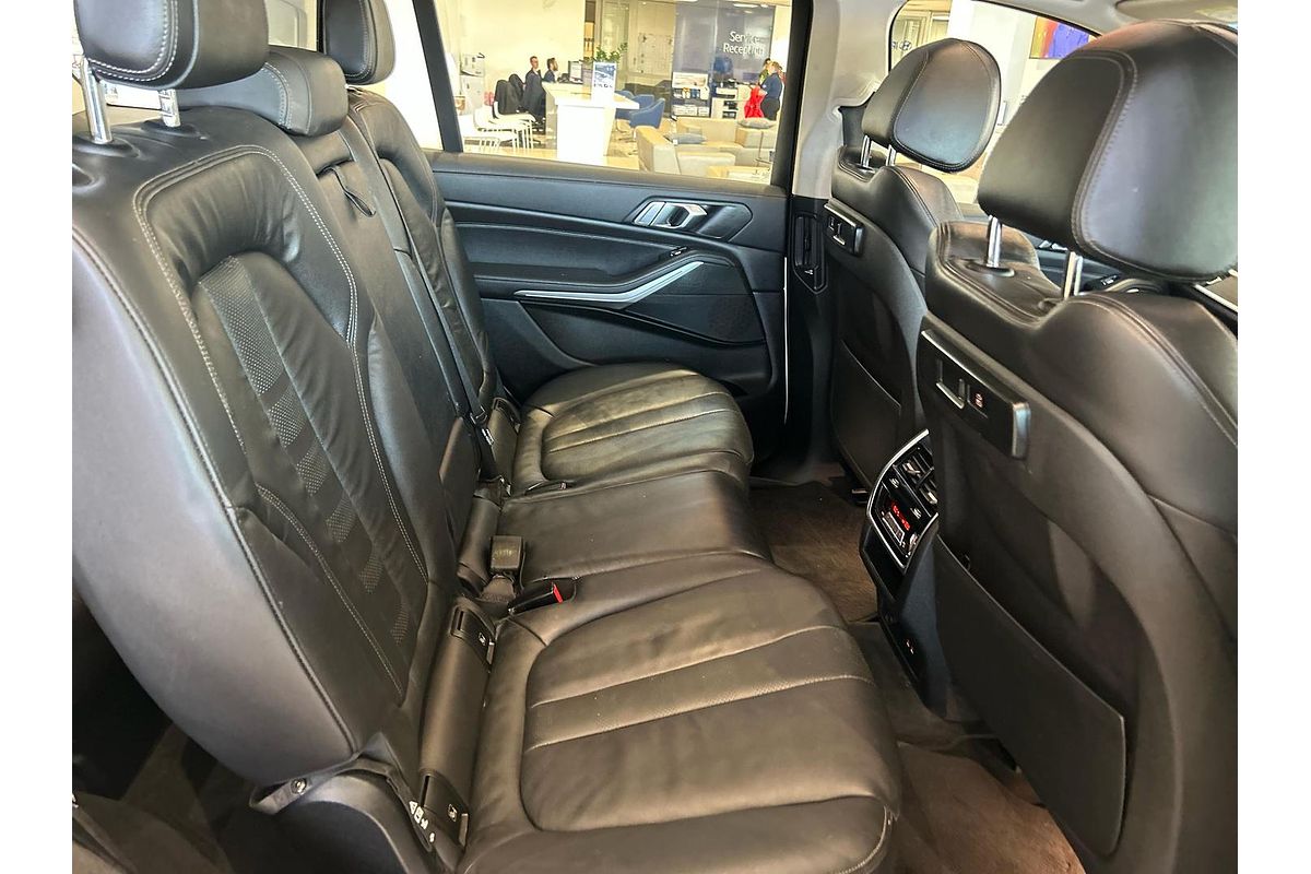 2019 BMW X7 xDrive30d G07