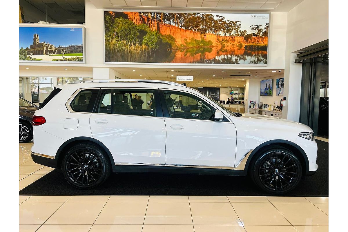 2019 BMW X7 xDrive30d G07