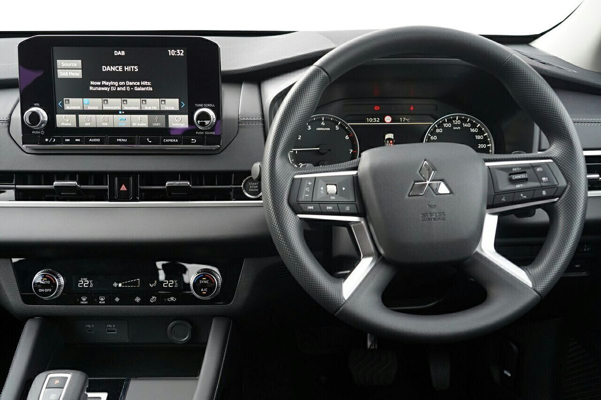 2024 Mitsubishi Outlander ES ZM