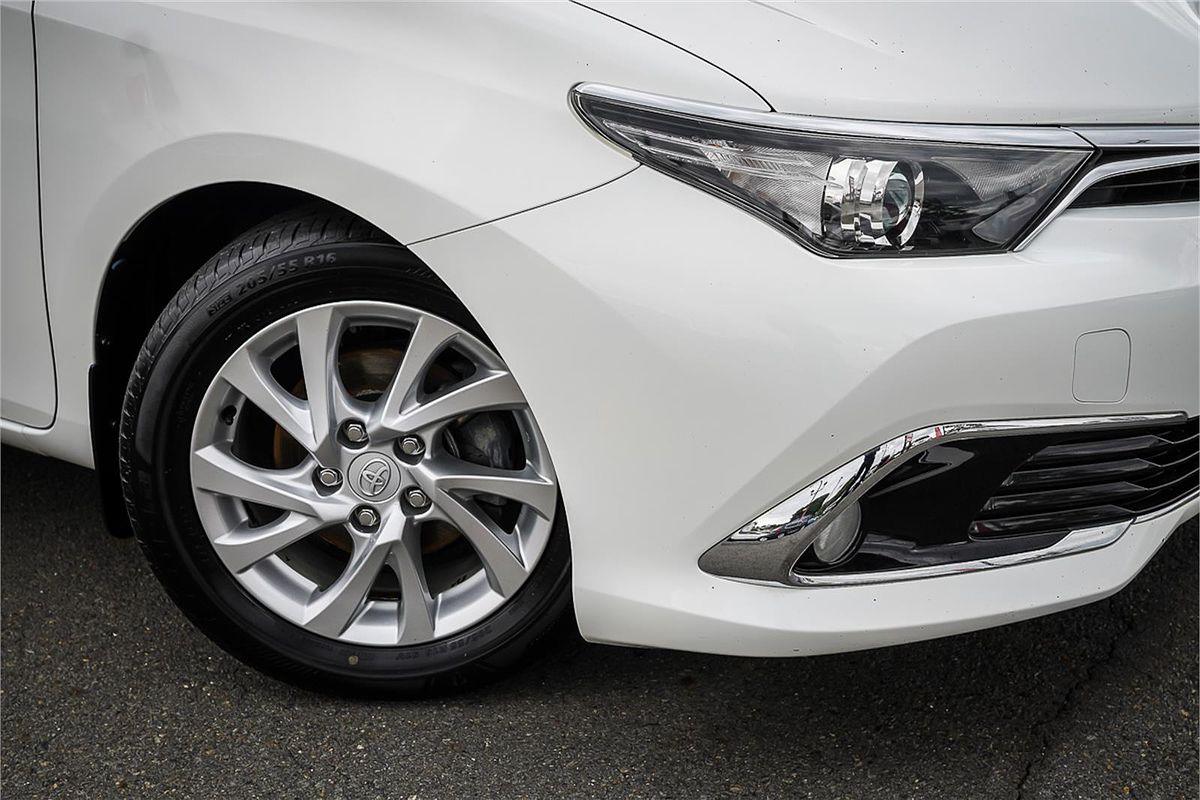 2018 Toyota Corolla Ascent Sport ZRE182R
