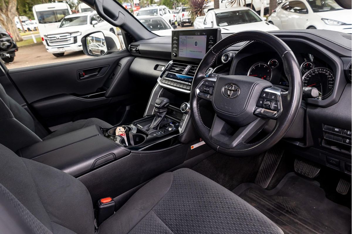 2023 Toyota Landcruiser GXL FJA300R