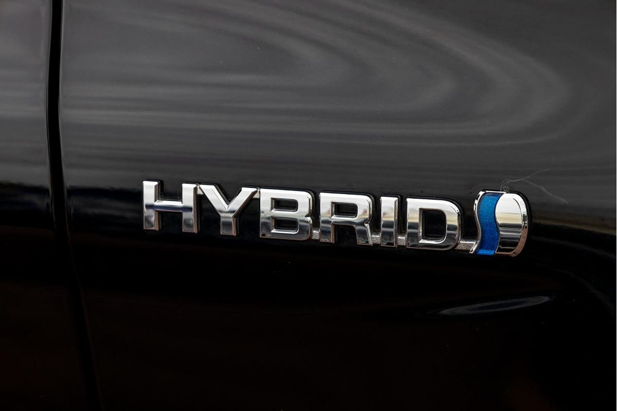 2020 Toyota Camry Ascent AXVH71R