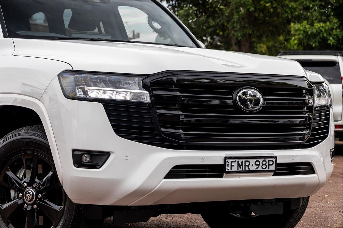 2023 Toyota Landcruiser GXL FJA300R
