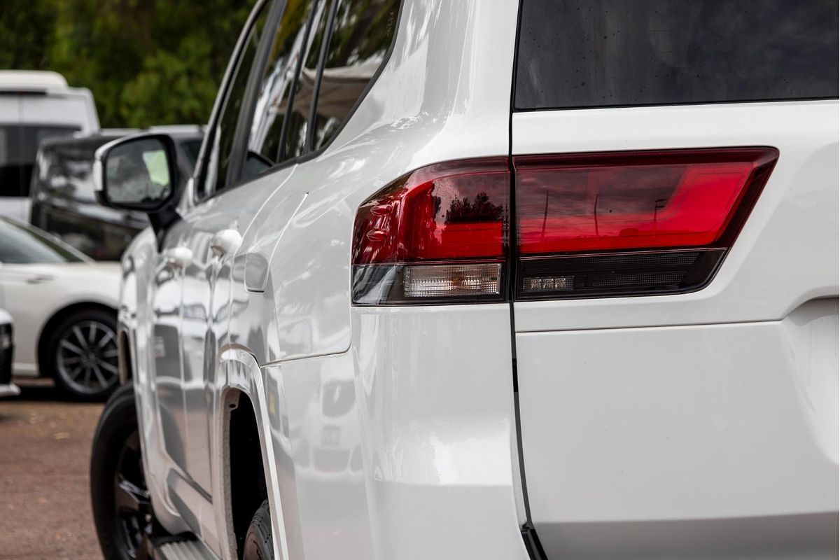2023 Toyota Landcruiser GXL FJA300R