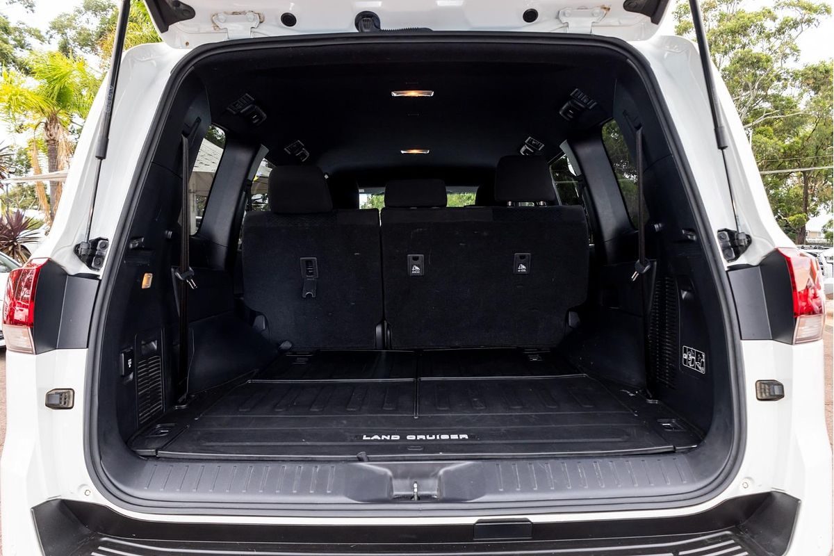 2023 Toyota Landcruiser GXL FJA300R