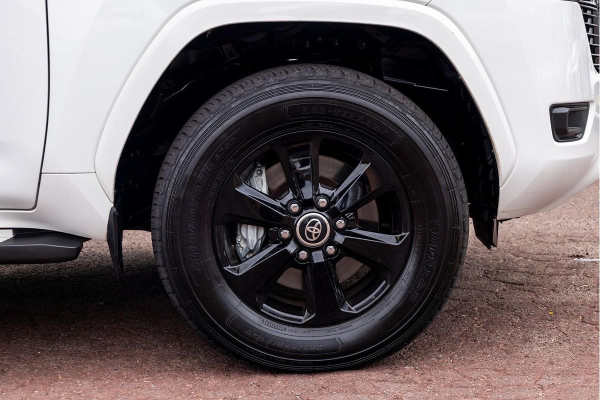 2023 Toyota Landcruiser GXL FJA300R