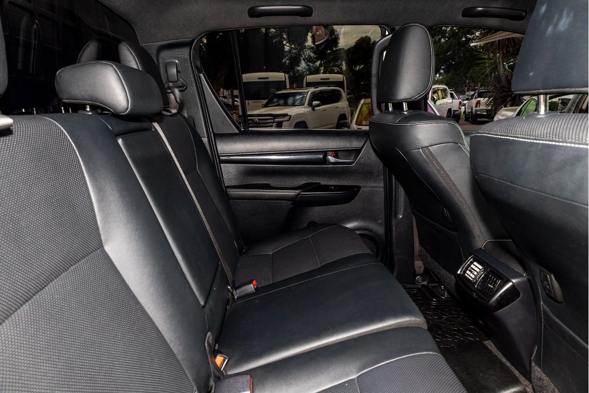2019 Toyota Hilux Rugged X GUN126R 4X4