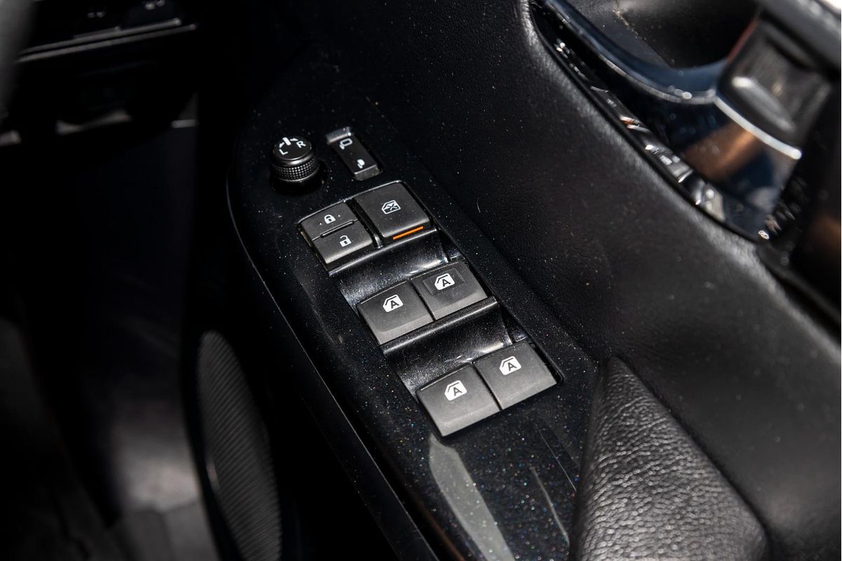 2019 Toyota Hilux Rugged X GUN126R 4X4