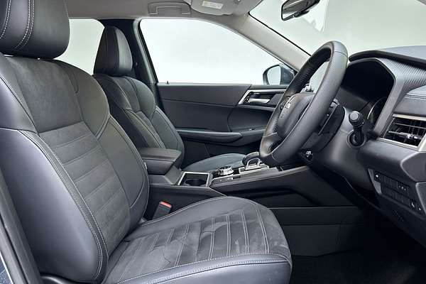 2023 Mitsubishi Outlander Aspire ZM