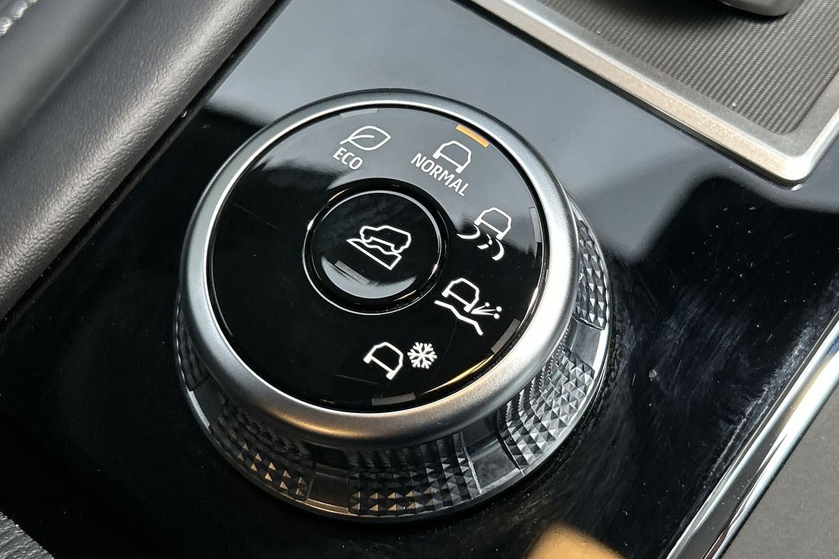 2023 Mitsubishi Outlander Aspire ZM