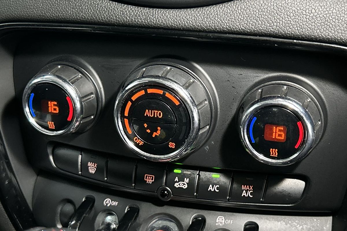 2019 MINI Clubman Cooper F54