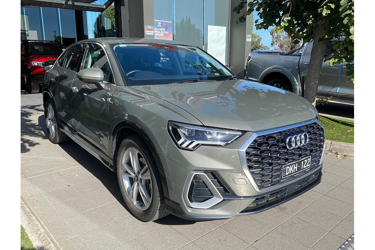 2023 Audi Q3 35 TFSI S Line F3