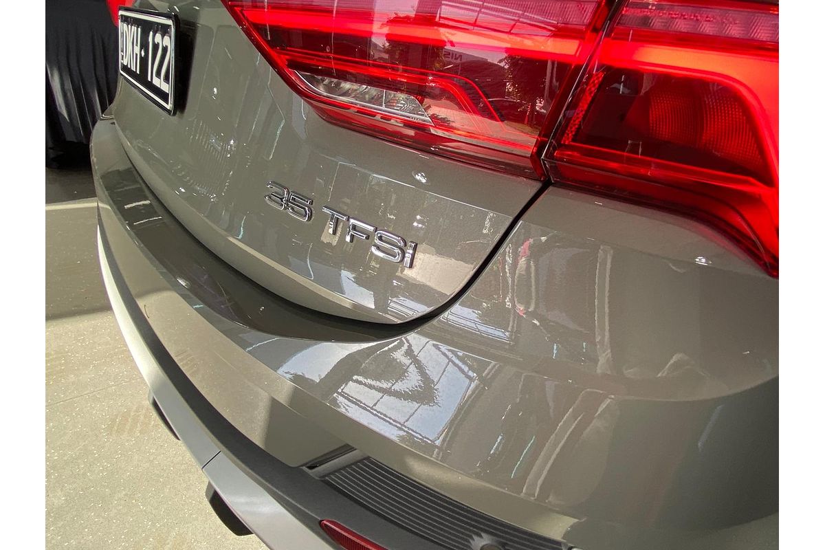 2023 Audi Q3 35 TFSI S Line F3