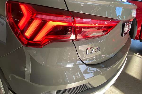 2023 Audi Q3 35 TFSI S Line F3