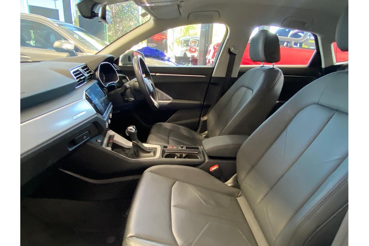 2023 Audi Q3 35 TFSI S Line F3