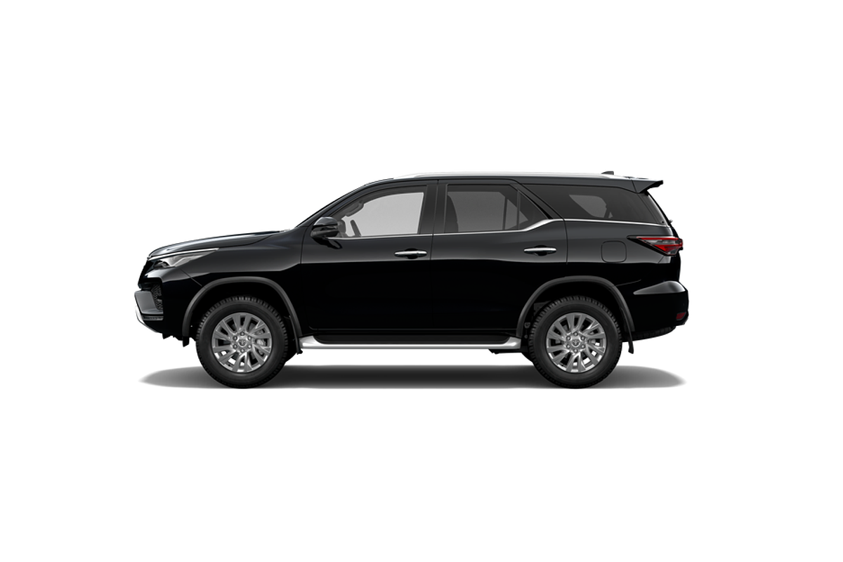 2025 Toyota Fortuner Crusade GUN156R