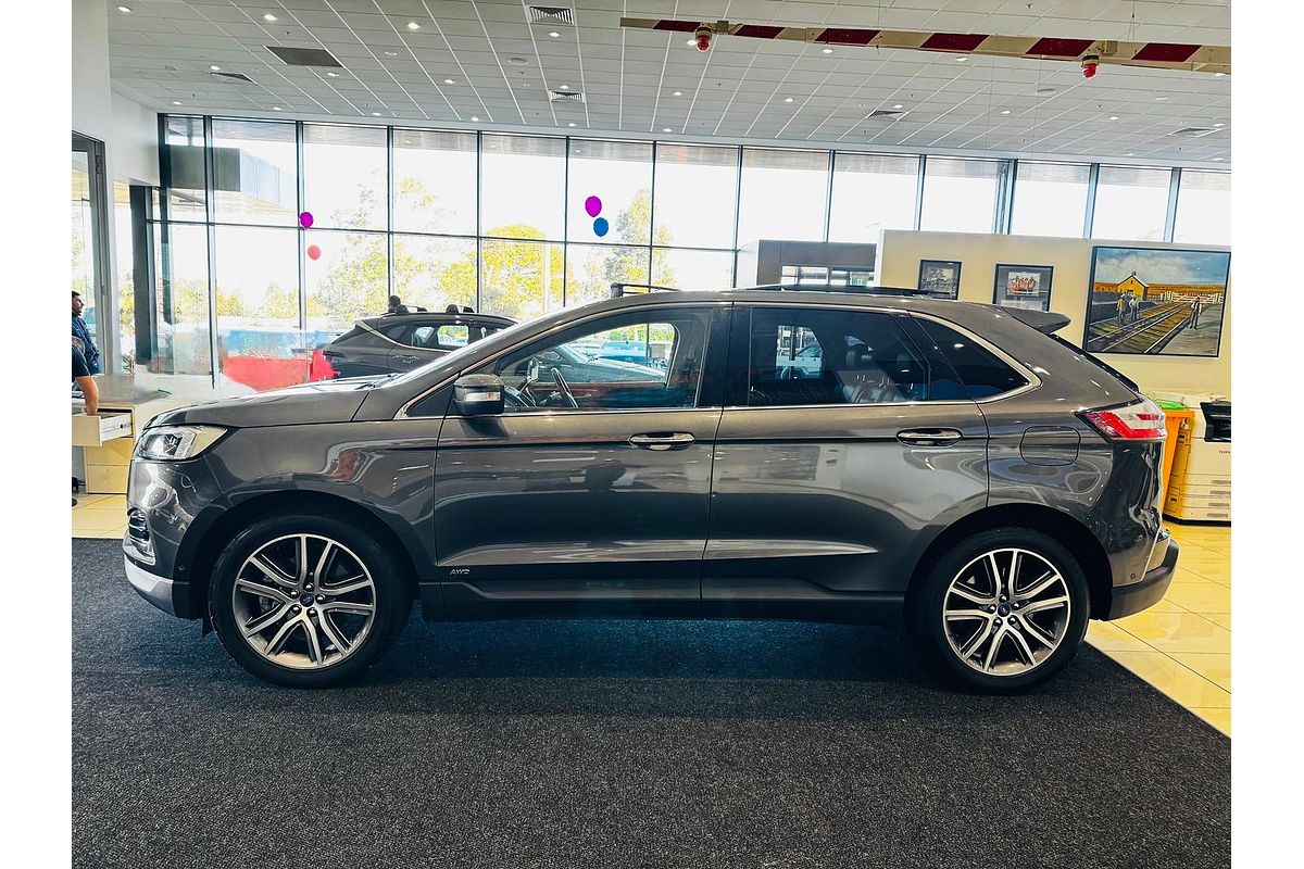 2019 Ford Endura Titanium CA