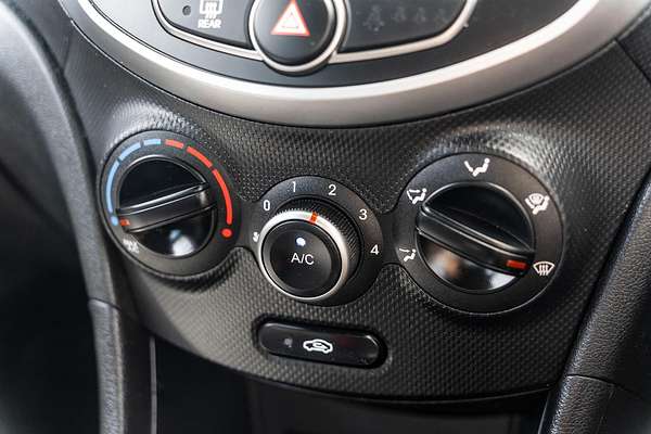 2017 Hyundai Accent Sport RB5